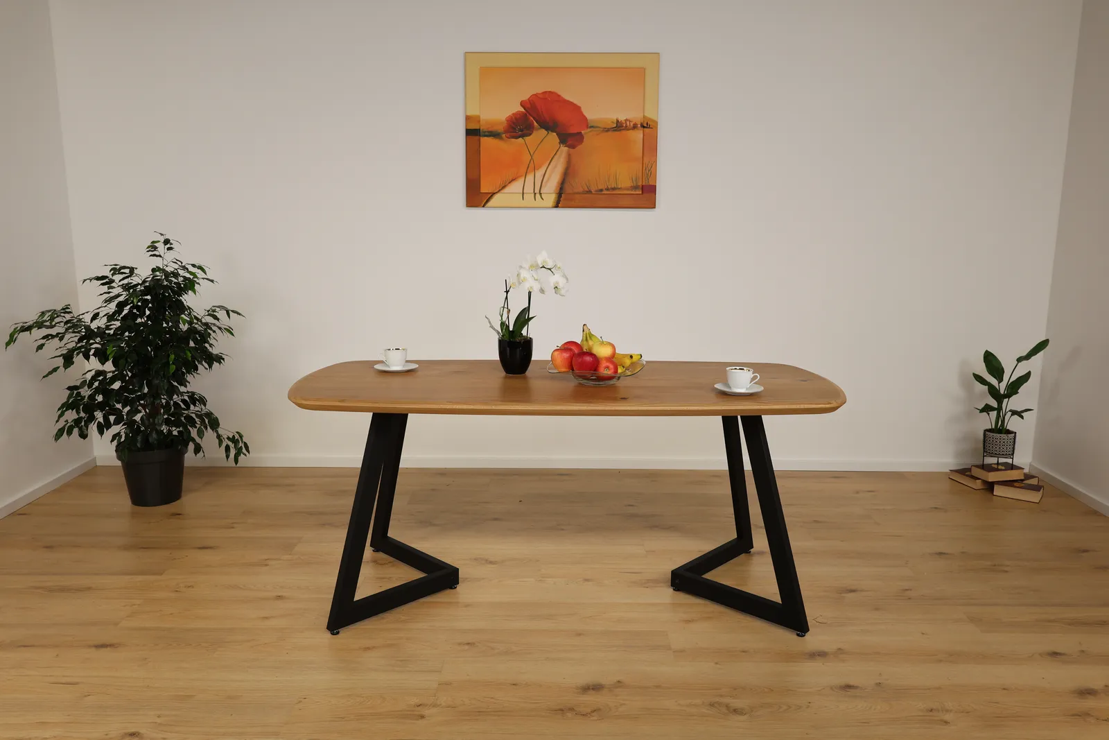 The Vista European Oak Dining Table with Angular V-Base – product view 5