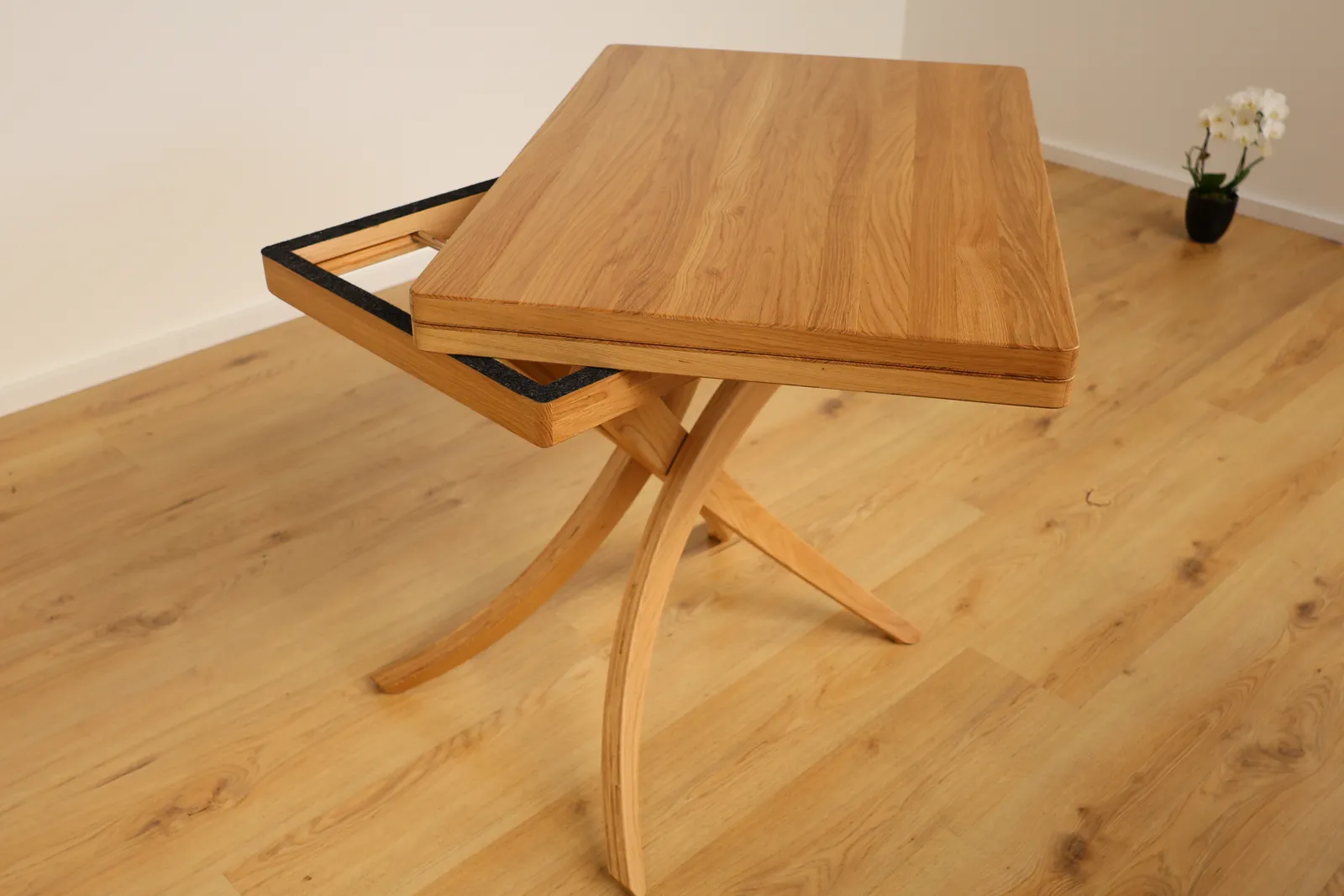 The Transform European Oak Square Extendable Table – product view 15