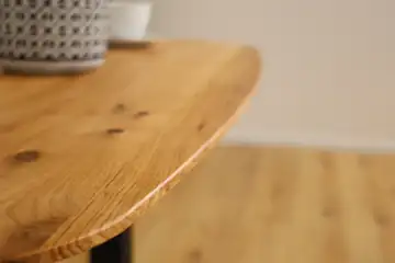 Massivholztisch Eiche 100 × 50 cm | Schweizer Kante | 25 mm – Produktansicht 6