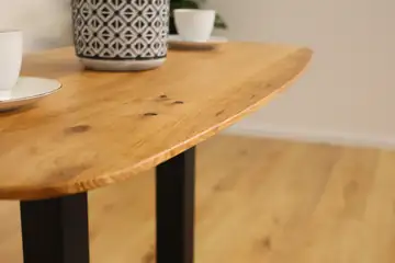 Massivholztisch Eiche 100 × 50 cm | Schweizer Kante | 25 mm – Produktansicht 7