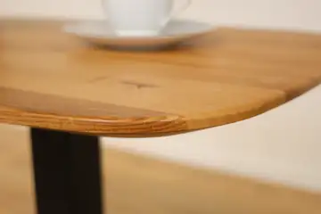 Massivholztisch Eiche 100 × 50 cm | Schweizer Kante | 25 mm – Produktansicht 9