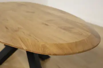 Coffee table made of solid oak in an organic shape – product view 6